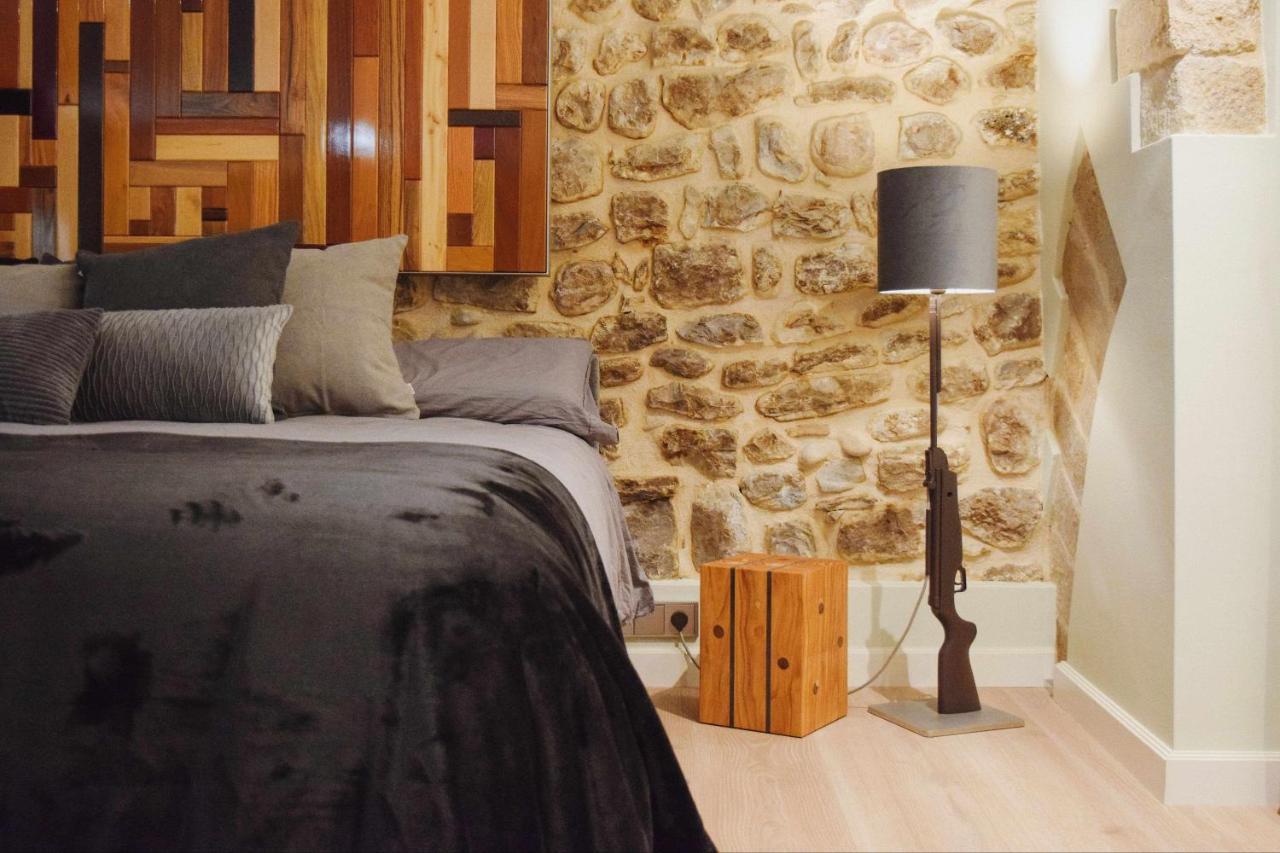 Keldomenech Bed&Art Luxury Apartment For Art Lover Besalú Eksteriør bilde