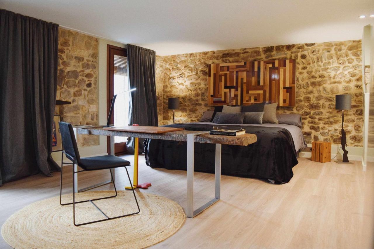 Keldomenech Bed&Art Luxury Apartment For Art Lover Besalú Eksteriør bilde