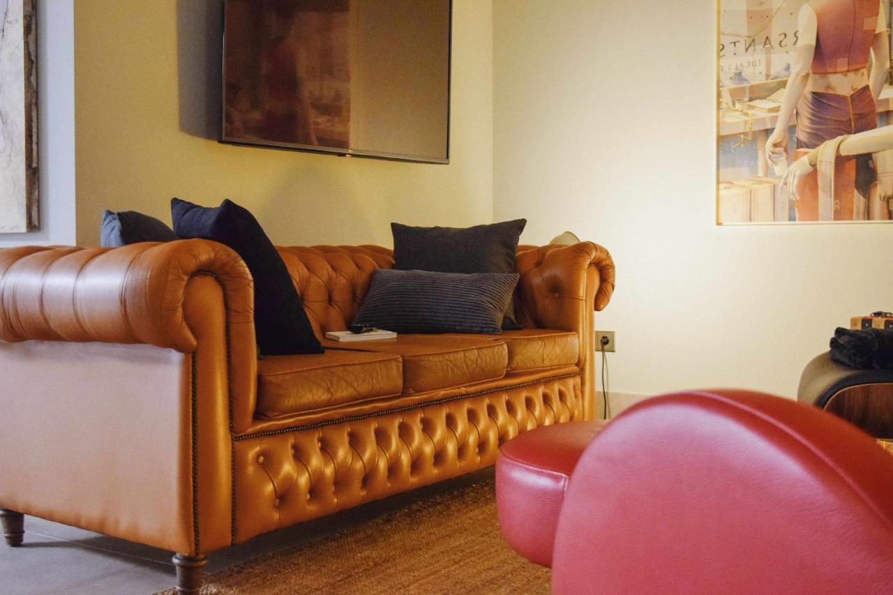 Keldomenech Bed&Art Luxury Apartment For Art Lover Besalú Eksteriør bilde