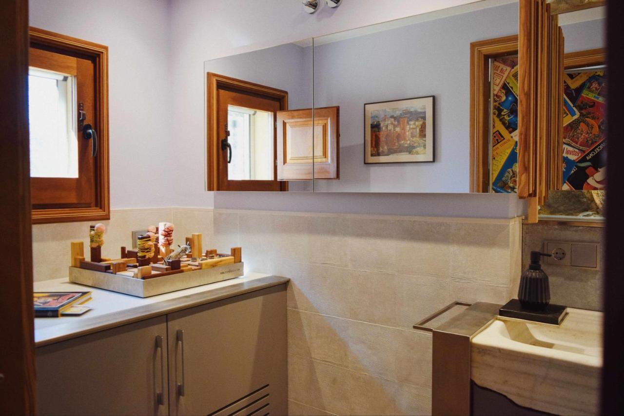 Keldomenech Bed&Art Luxury Apartment For Art Lover Besalú Eksteriør bilde