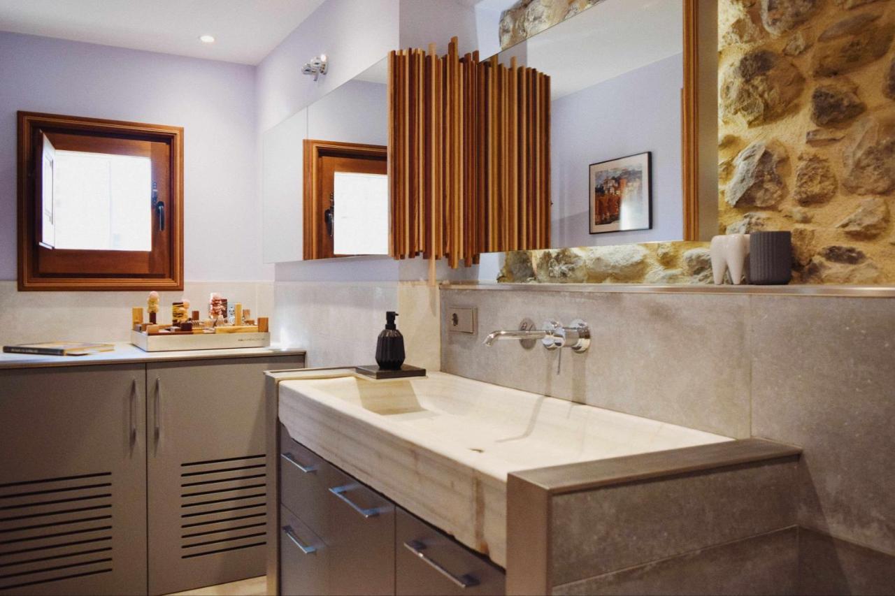 Keldomenech Bed&Art Luxury Apartment For Art Lover Besalú Eksteriør bilde