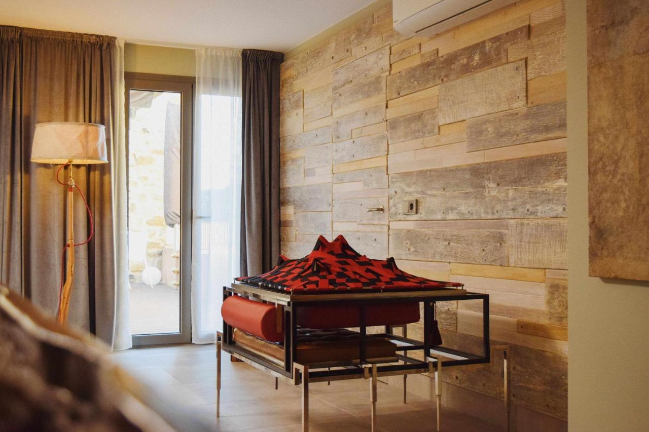 Keldomenech Bed&Art Luxury Apartment For Art Lover Besalú Eksteriør bilde